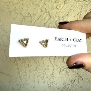 Earth + Clay Co Triangle Gemstone Flatback Handmade Earrings Crystal & Gold NWT